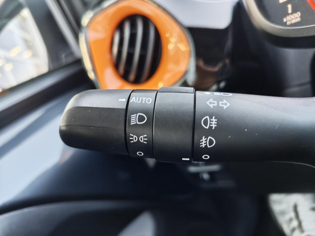 Toyota Aygo 1.0 VVT-i JBL | Android Auto, Apple Carplay | Achteruitrijcamera - Image 11