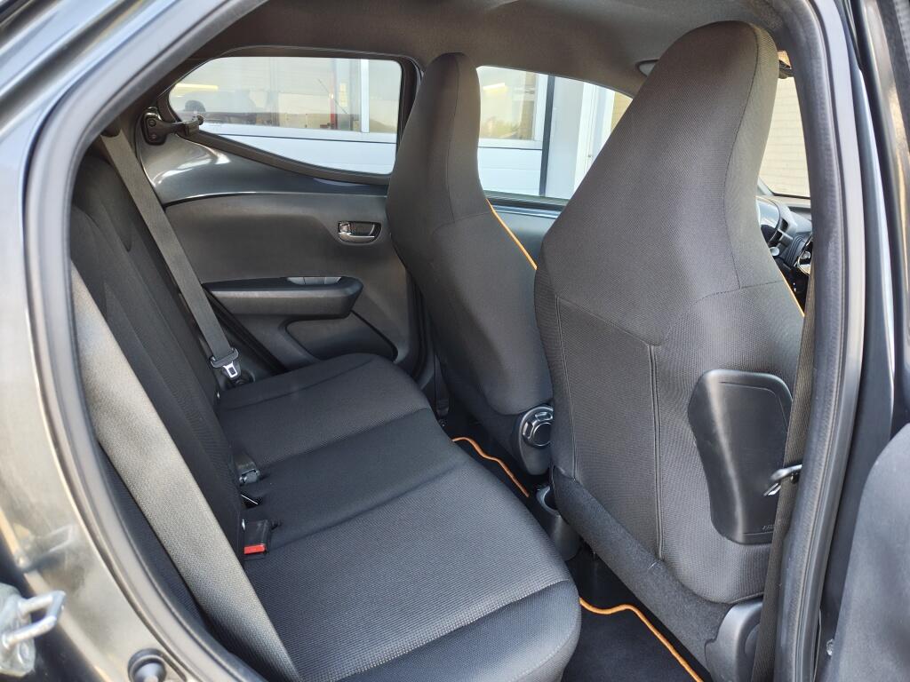 Toyota Aygo 1.0 VVT-i JBL | Android Auto, Apple Carplay | Achteruitrijcamera - Image 26