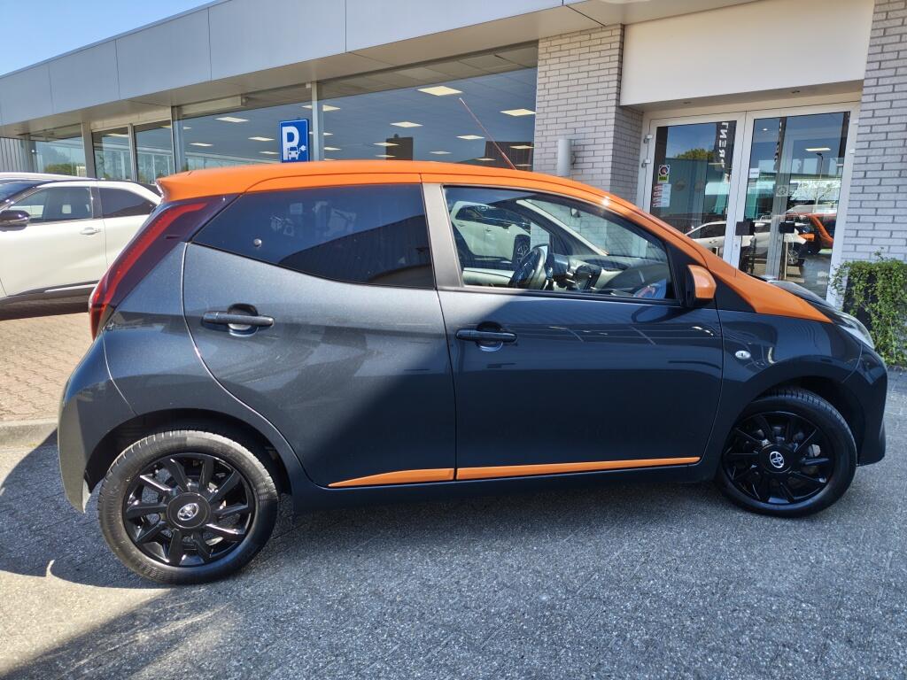 Toyota Aygo 1.0 VVT-i JBL | Android Auto, Apple Carplay | Achteruitrijcamera - Image 5