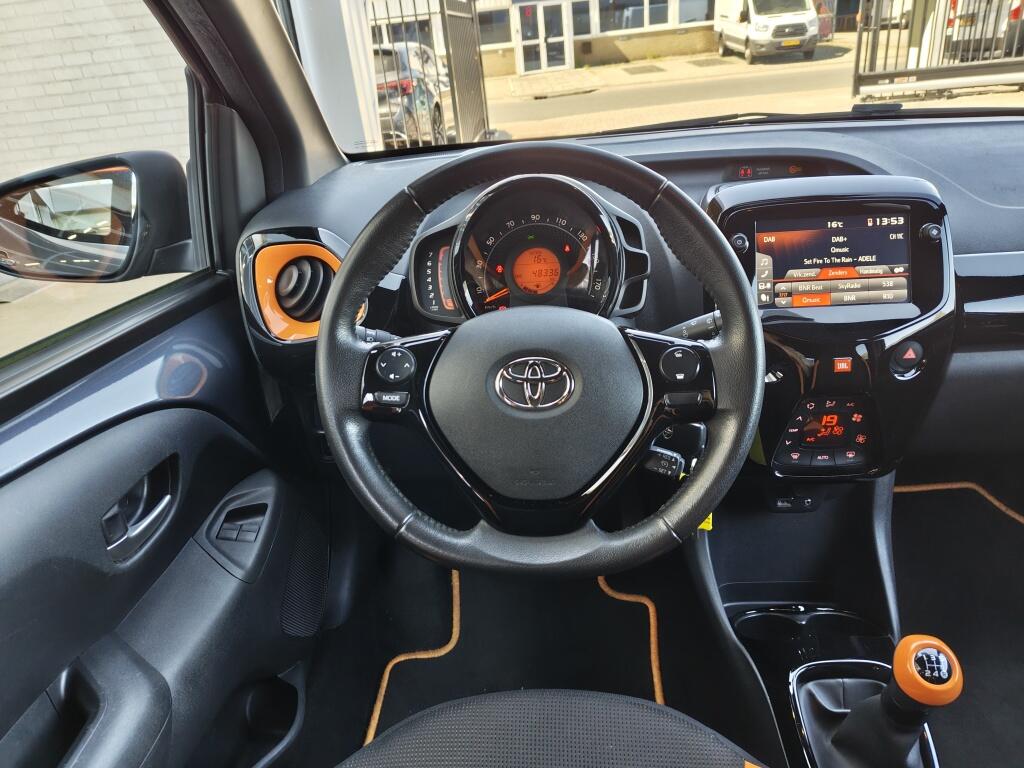 Toyota Aygo 1.0 VVT-i JBL | Android Auto, Apple Carplay | Achteruitrijcamera - Image 8
