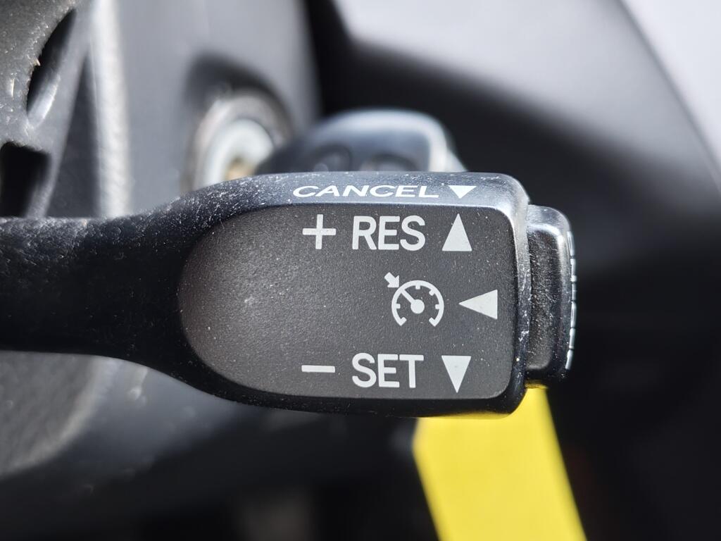 Toyota RAV4 2.0 VVTi X-Style Navigator | Trekhaak | Navi | Sensoren - Image 14