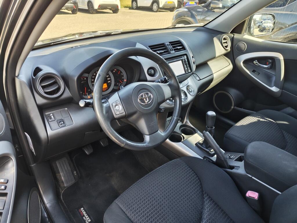 Toyota RAV4 2.0 VVTi X-Style Navigator | Trekhaak | Navi | Sensoren - Image 24