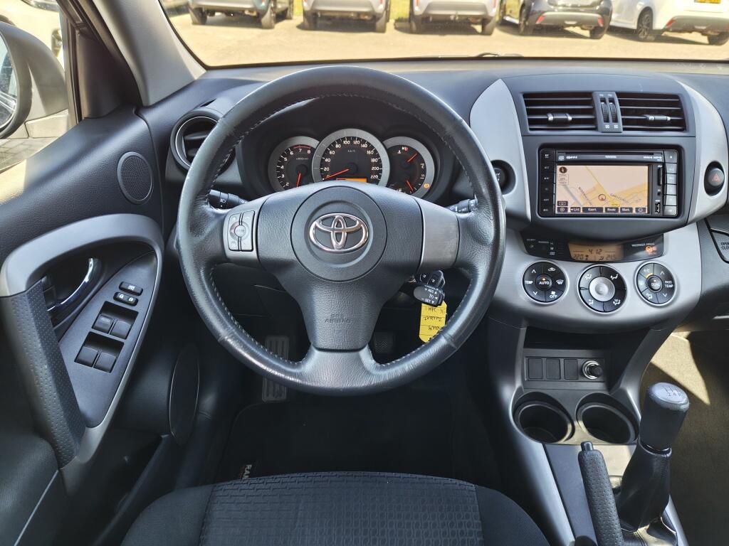 Toyota RAV4 2.0 VVTi X-Style Navigator | Trekhaak | Navi | Sensoren - Image 9