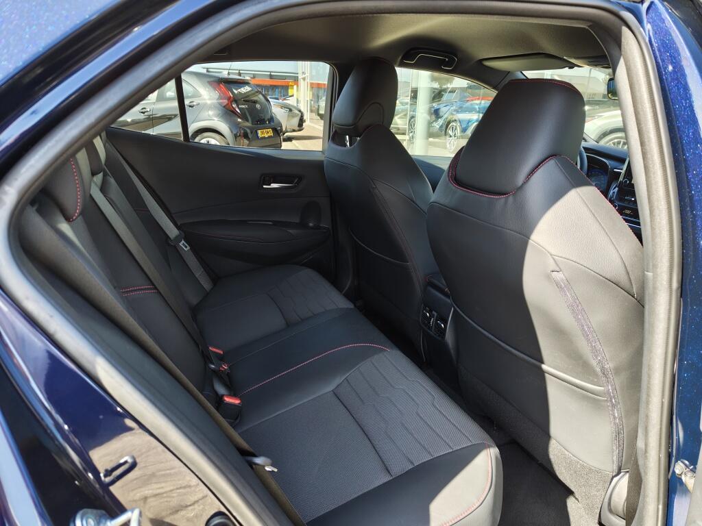 Toyota Corolla 2.0 Hybrid Executive | JBL | Navi | HUD | Sensoren | Sportstoele - Image 31