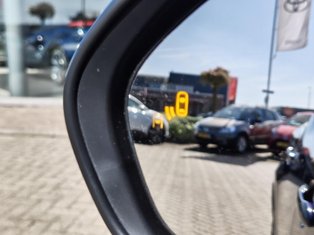 Toyota Corolla 2.0 Hybrid Executive | JBL | Navi | HUD | Sensoren | Sportstoele - Image 39