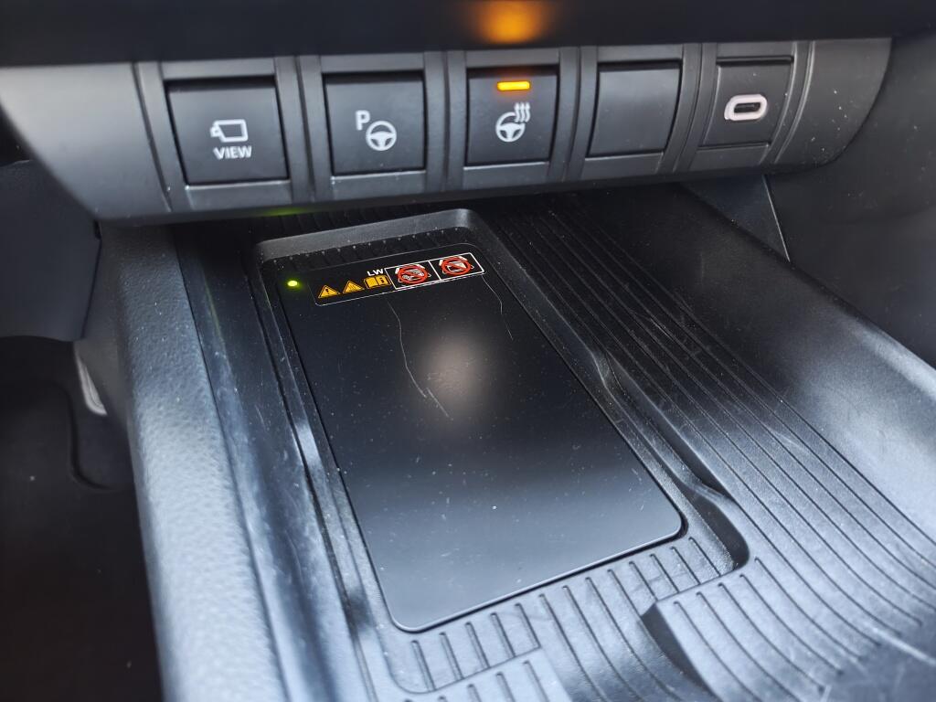 Toyota C-HR 2.0 PHEV 220 First Edition | Navi | Sensoren v/a | Dodehoek | - Image 20