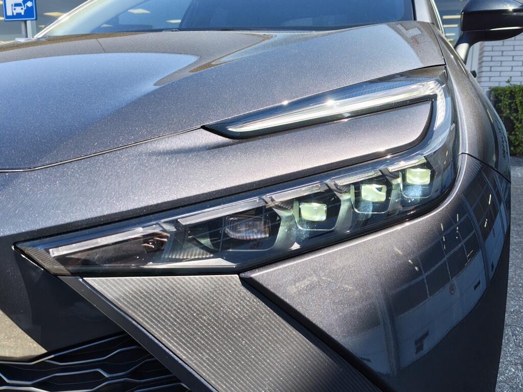 Toyota C-HR 2.0 PHEV 220 First Edition | Navi | Sensoren v/a | Dodehoek | - Image 34