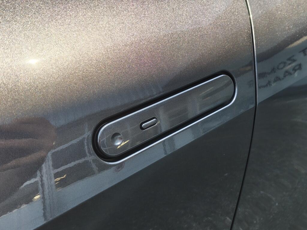 Toyota C-HR 2.0 PHEV 220 First Edition | Navi | Sensoren v/a | Dodehoek | - Image 38