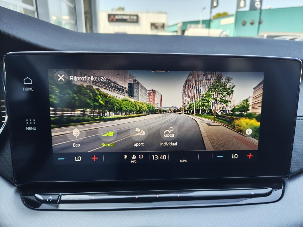 Skoda Octavia Combi 1.0 TSI Business Edition | Navi | Sensoren v/a | El. Achterklep - Image 16