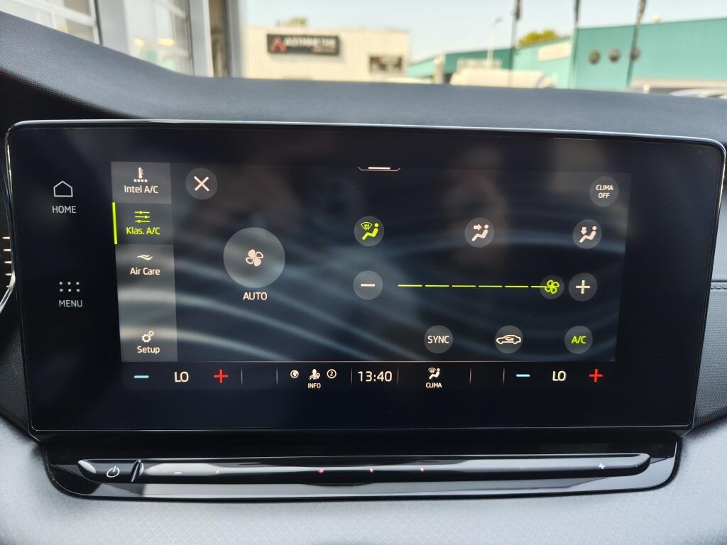 Skoda Octavia Combi 1.0 TSI Business Edition | Navi | Sensoren v/a | El. Achterklep - Image 20