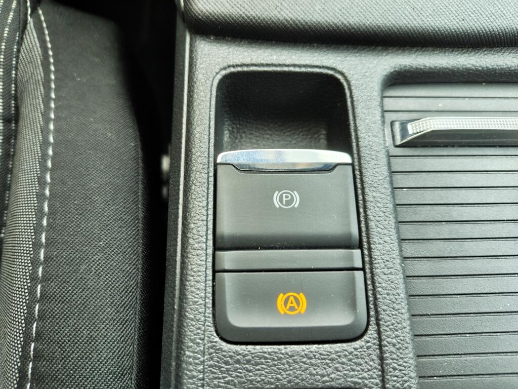 Skoda Octavia Combi 1.0 TSI Business Edition | Navi | Sensoren v/a | El. Achterklep - Image 27