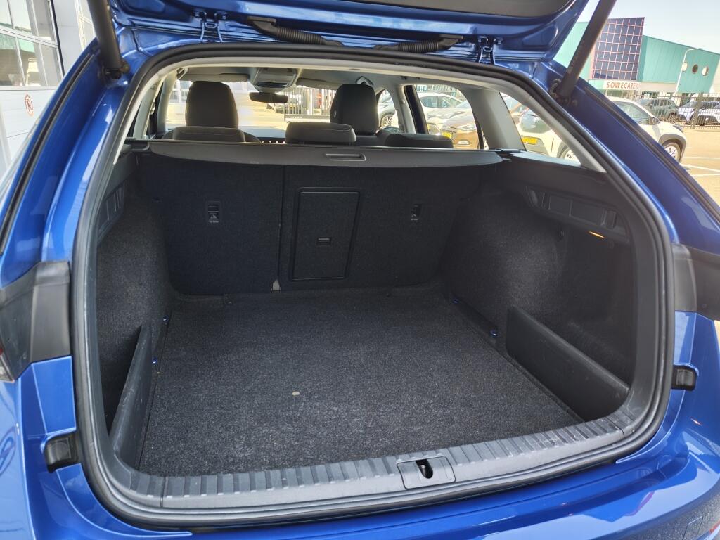 Skoda Octavia Combi 1.0 TSI Business Edition | Navi | Sensoren v/a | El. Achterklep - Image 36