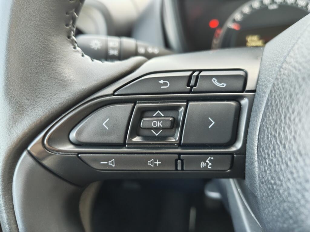 Toyota Aygo X 1.0 VVT-i MT play | Android Auto Apple Carplay | Adaptive Cruise - Image 11