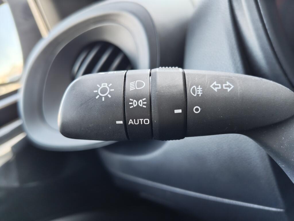 Toyota Aygo X 1.0 VVT-i MT play | Android Auto Apple Carplay | Adaptive Cruise - Image 13