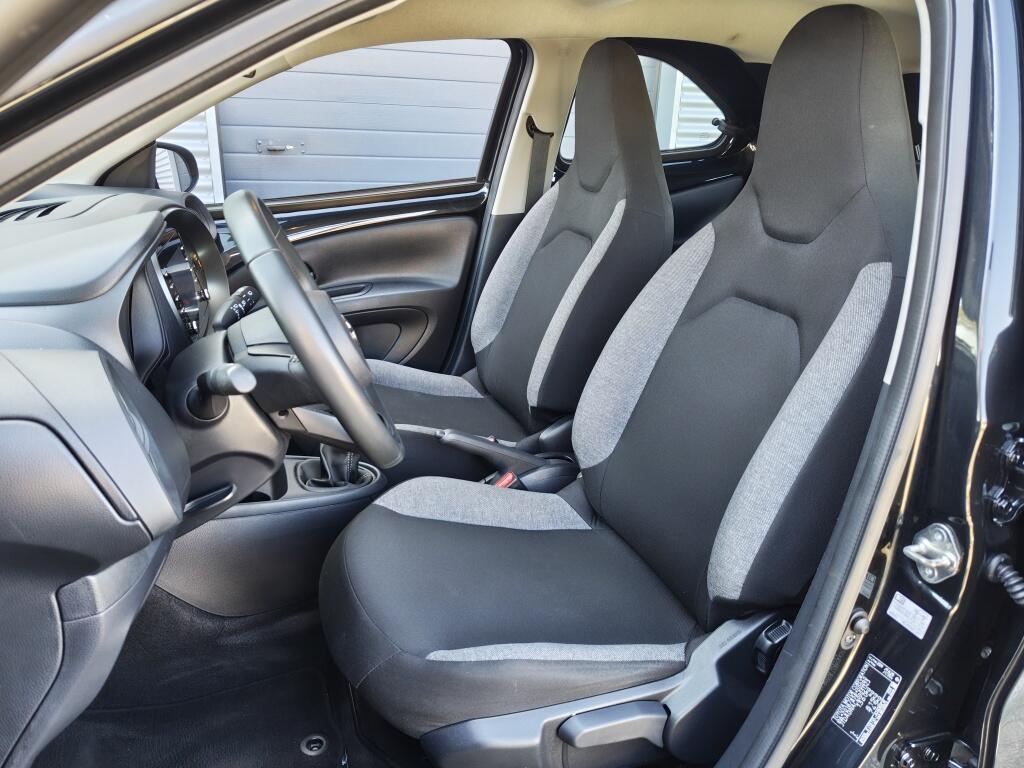 Toyota Aygo X 1.0 VVT-i MT play | Android Auto Apple Carplay | Adaptive Cruise - Image 25