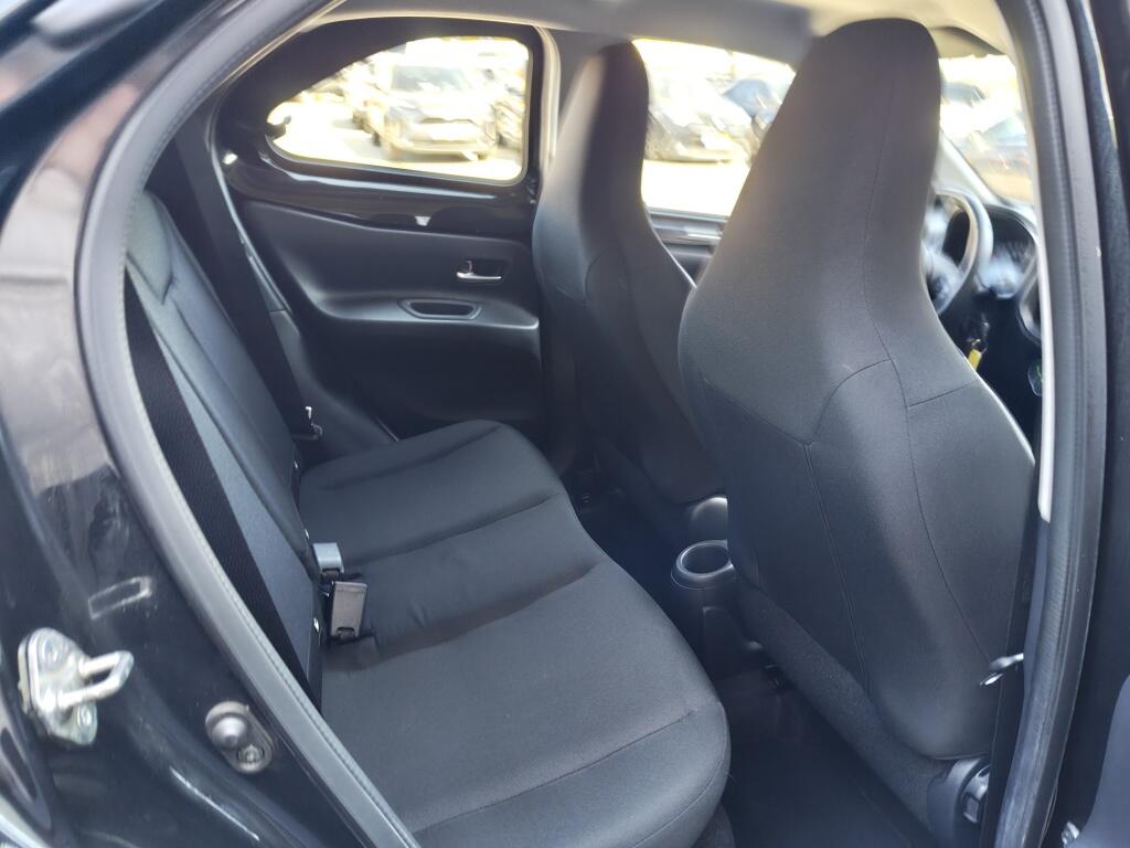 Toyota Aygo X 1.0 VVT-i MT play | Android Auto Apple Carplay | Adaptive Cruise - Image 27