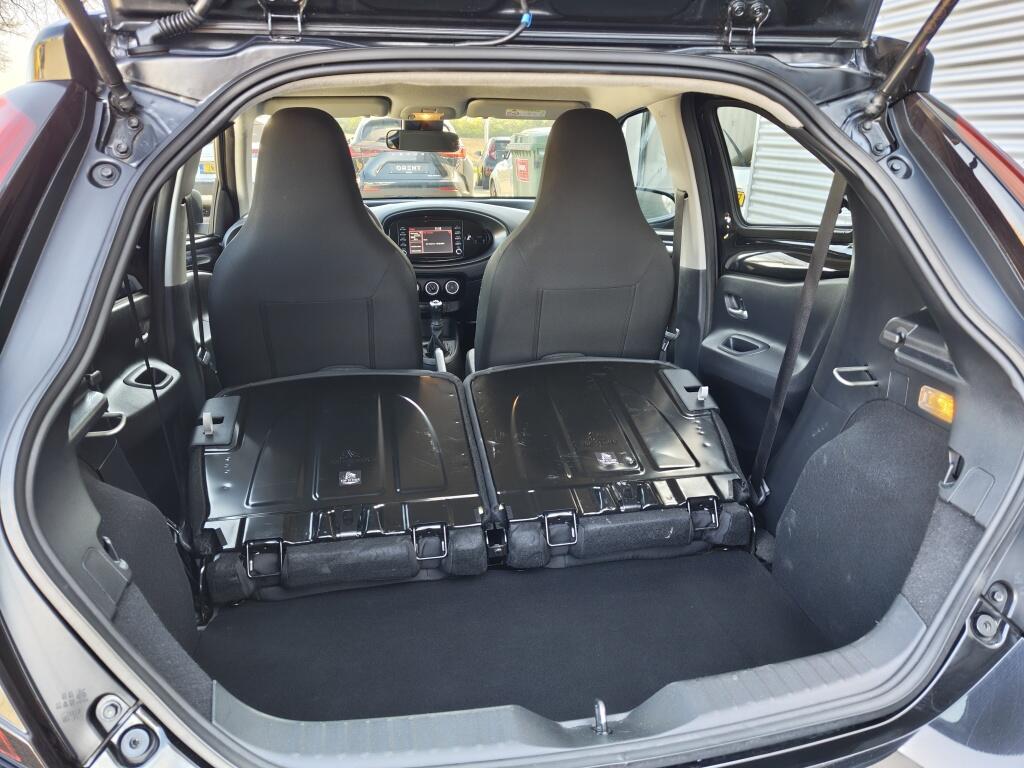 Toyota Aygo X 1.0 VVT-i MT play | Android Auto Apple Carplay | Adaptive Cruise - Image 30