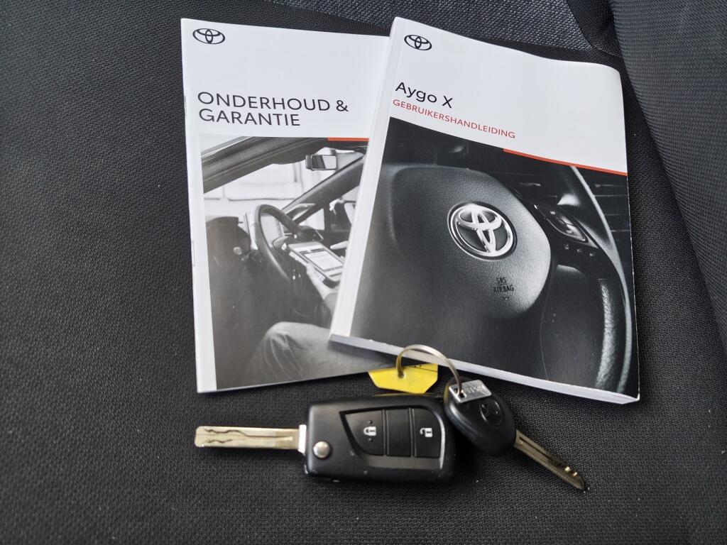 Toyota Aygo X 1.0 VVT-i MT play | Android Auto Apple Carplay | Adaptive Cruise - Image 36