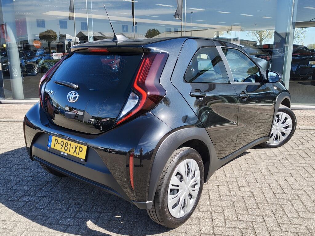 Toyota Aygo X 1.0 VVT-i MT play | Android Auto Apple Carplay | Adaptive Cruise - Image 4
