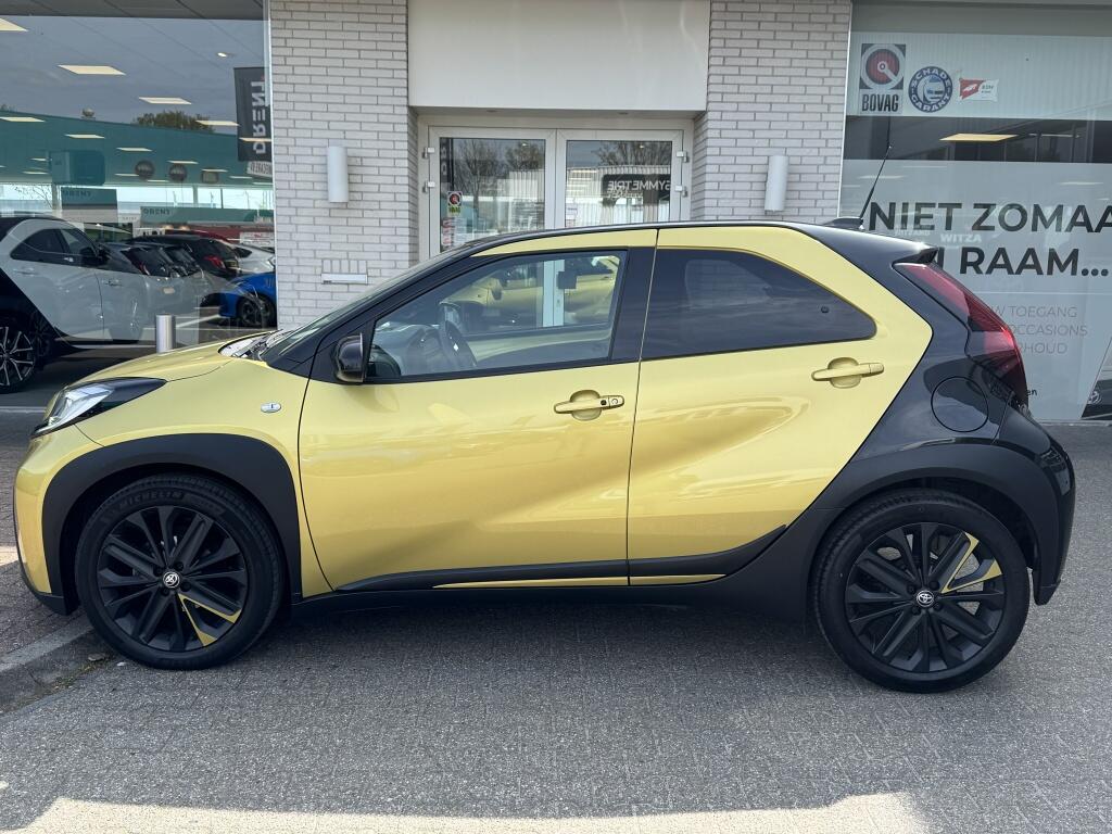 Toyota Aygo X 1.0 VVT-i S-CVT Premium | JBL | Sensoren V/A | Stoelverwarming | - Image 2