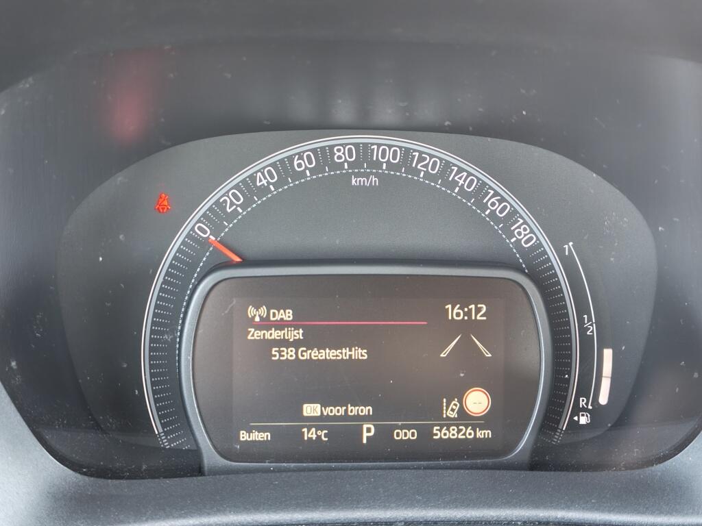 Toyota Aygo X 1.0 VVT-i S-CVT Play | Automaat | Lm Velgen | StoelverwarmingAnd - Image 10