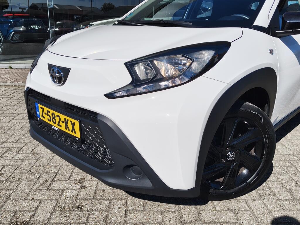 Toyota Aygo X 1.0 VVT-i S-CVT Play | Automaat | Lm Velgen | StoelverwarmingAnd - Image 2