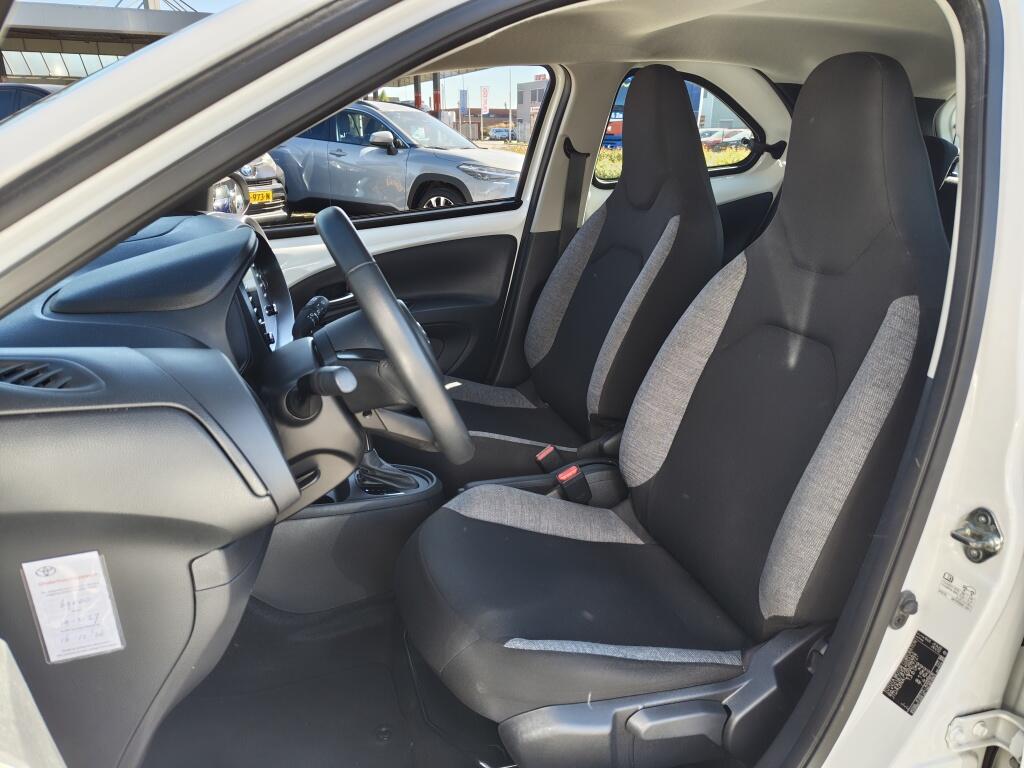 Toyota Aygo X 1.0 VVT-i S-CVT Play | Automaat | Lm Velgen | StoelverwarmingAnd - Image 24