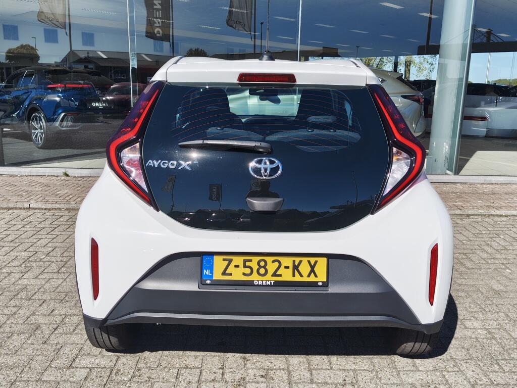 Toyota Aygo X 1.0 VVT-i S-CVT Play | Automaat | Lm Velgen | StoelverwarmingAnd - Image 7