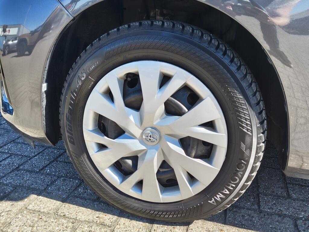 Toyota Yaris 1.5 Hybrid Active | Cruise Control | Achteruitrijcamera | El. Cl - Image 35