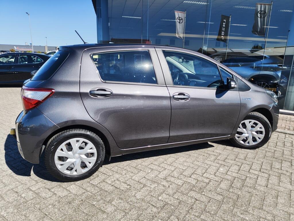Toyota Yaris 1.5 Hybrid Active | Cruise Control | Achteruitrijcamera | El. Cl - Image 5