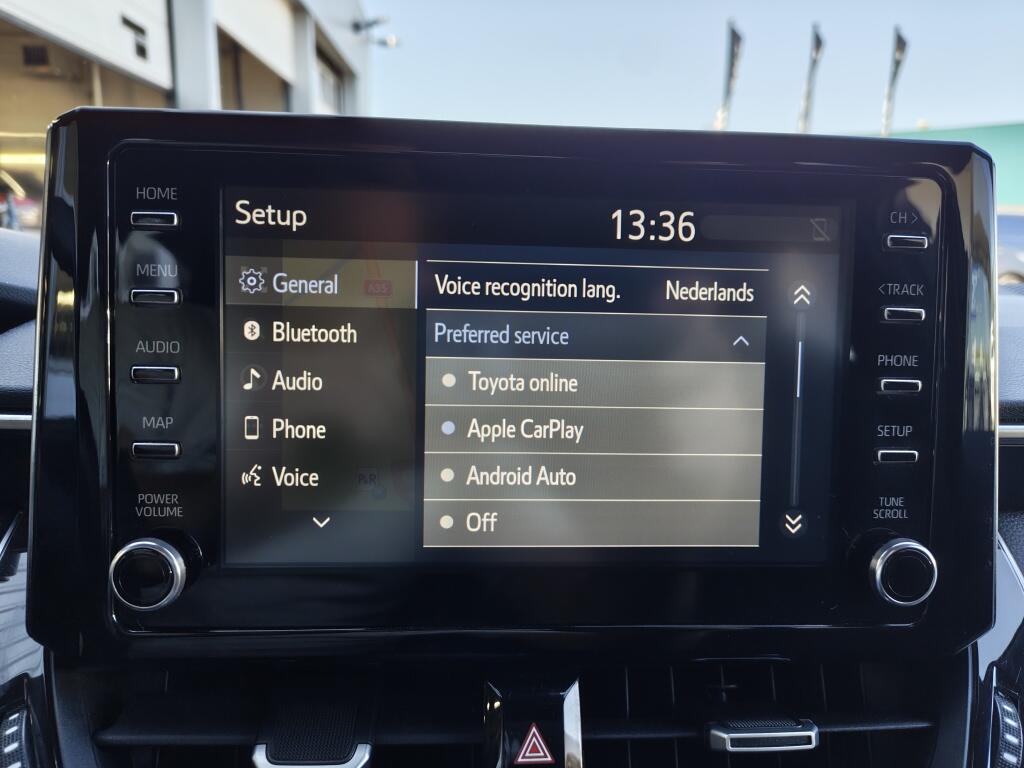 Toyota Corolla Touring Sports 2.0 Hybrid Business Intro | Navi | Head Up Display | Sensoren v/ - Image 19