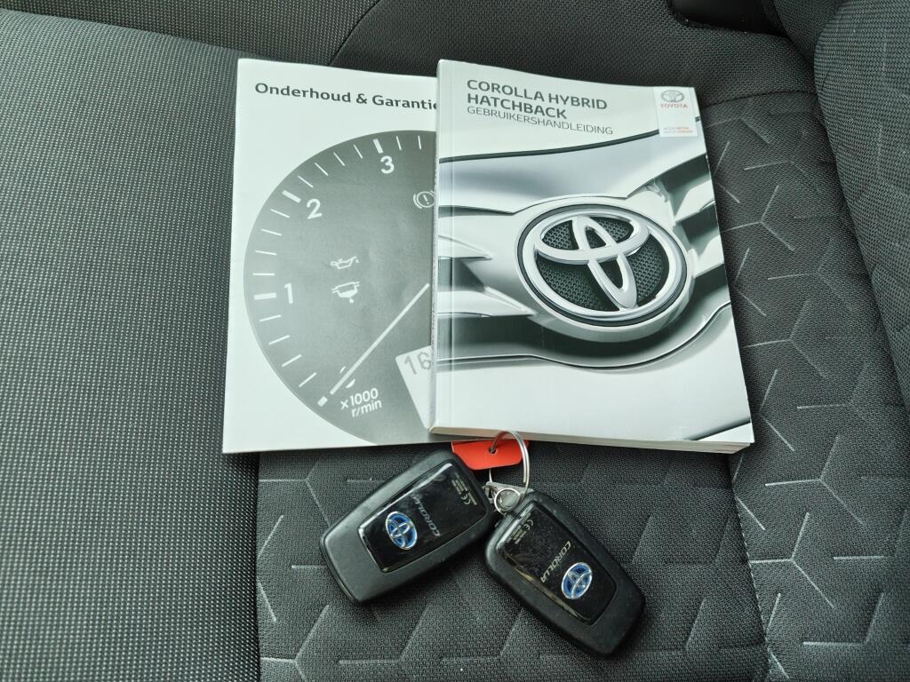 Toyota Corolla Touring Sports 2.0 Hybrid Business Intro | Navi | Head Up Display | Sensoren v/ - Image 43