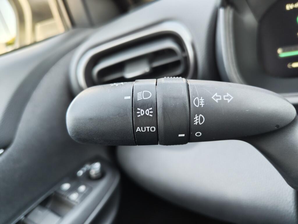 Toyota Yaris Cross 1.5 Hybrid 130 GR SPORT | Trekhaak | Pano | HUD | JBL | Navi - Image 13