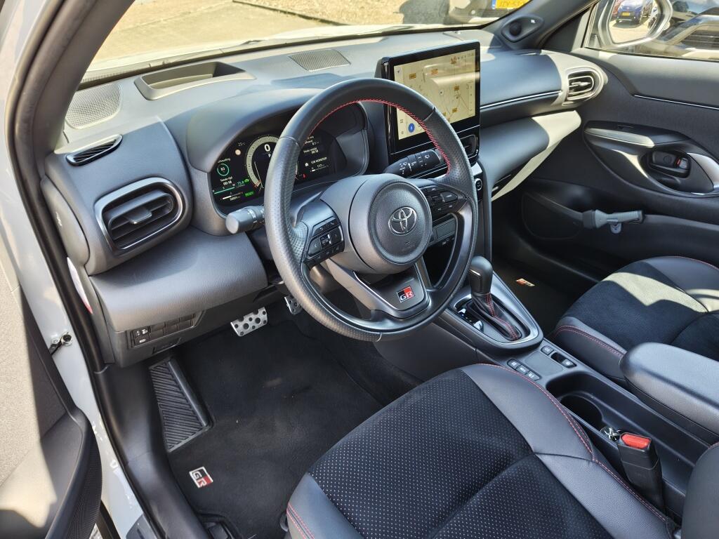Toyota Yaris Cross 1.5 Hybrid 130 GR SPORT | Trekhaak | Pano | HUD | JBL | Navi - Image 28