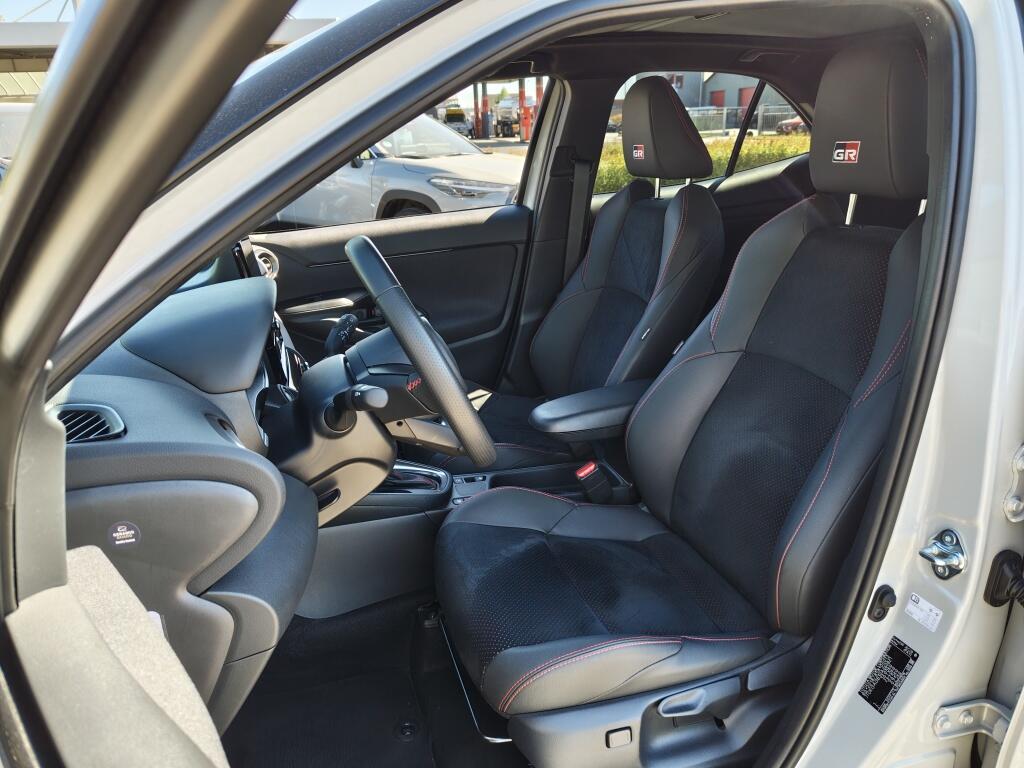 Toyota Yaris Cross 1.5 Hybrid 130 GR SPORT | Trekhaak | Pano | HUD | JBL | Navi - Image 29