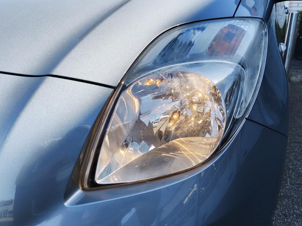 Toyota Yaris 1.3 VVTi Sol MMT | Automaat | Trekhaak | Sensoren | Cruis Contro - Image 28