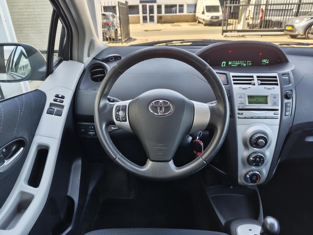Toyota Yaris 1.3 VVTi Sol MMT | Automaat | Trekhaak | Sensoren | Cruis Contro - Image 9