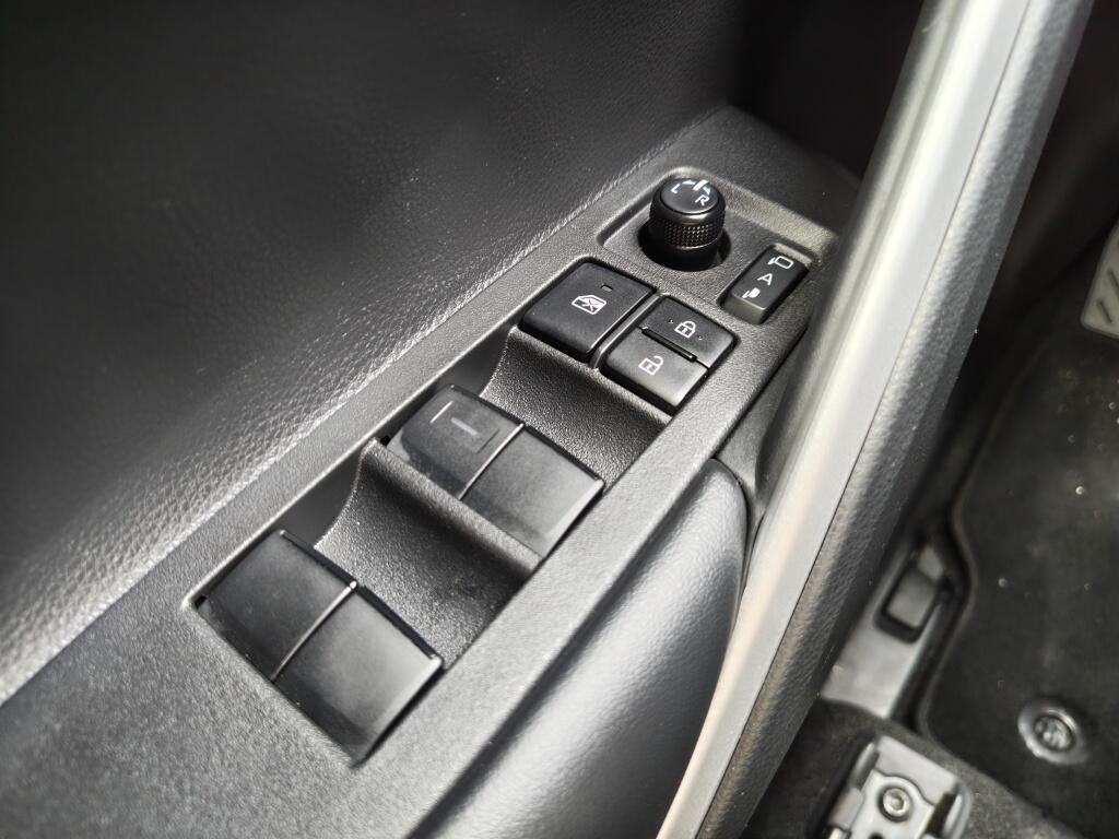 Toyota Corolla Cross Hybrid 200 Dynamic | El. Achterklep | Navi | Draadloze Telefoonl - Image 22