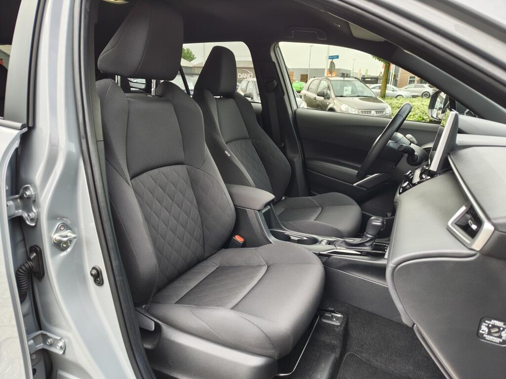 Toyota Corolla Cross Hybrid 200 Dynamic | El. Achterklep | Navi | Draadloze Telefoonl - Image 28