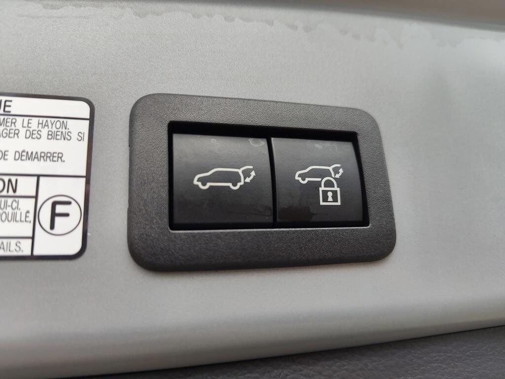 Toyota Corolla Cross Hybrid 200 Dynamic | El. Achterklep | Navi | Draadloze Telefoonl - Image 32