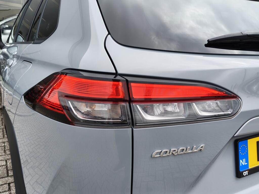 Toyota Corolla Cross Hybrid 200 Dynamic | El. Achterklep | Navi | Draadloze Telefoonl - Image 34