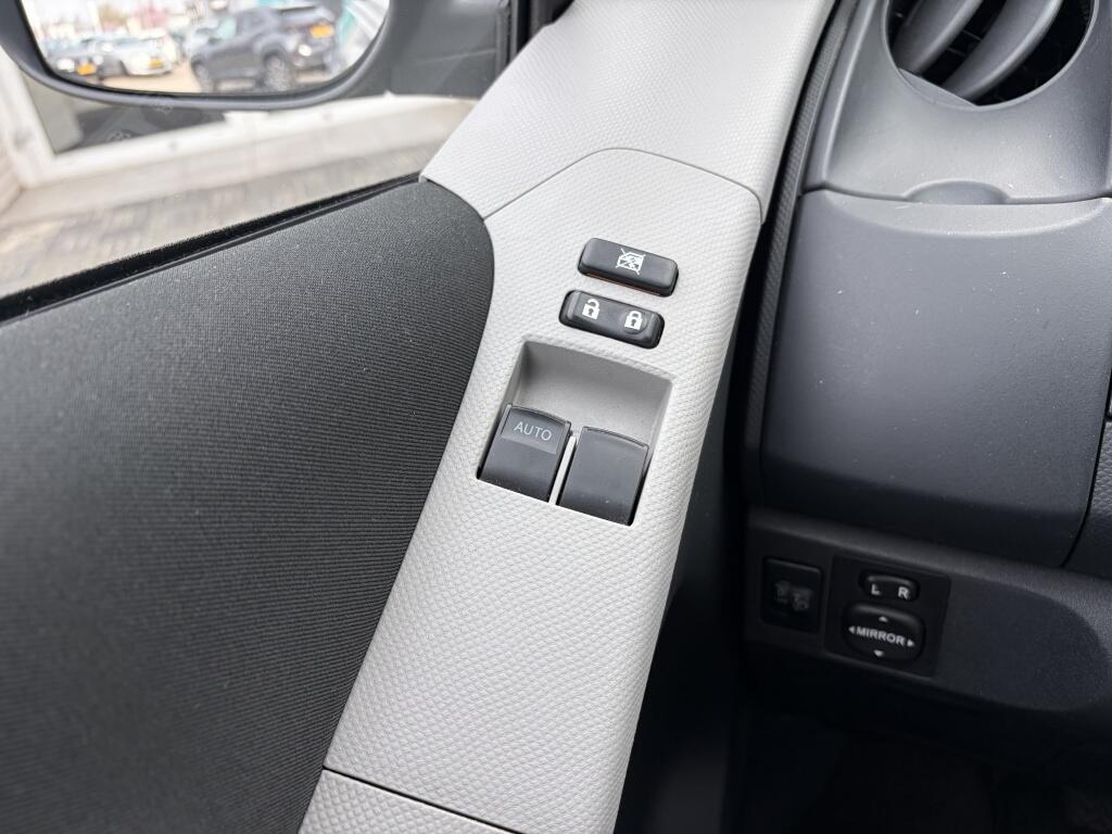 Toyota Yaris 1.3 VVTi Comfort | Airco | All-season | Trekhaak | Radio | - Image 19