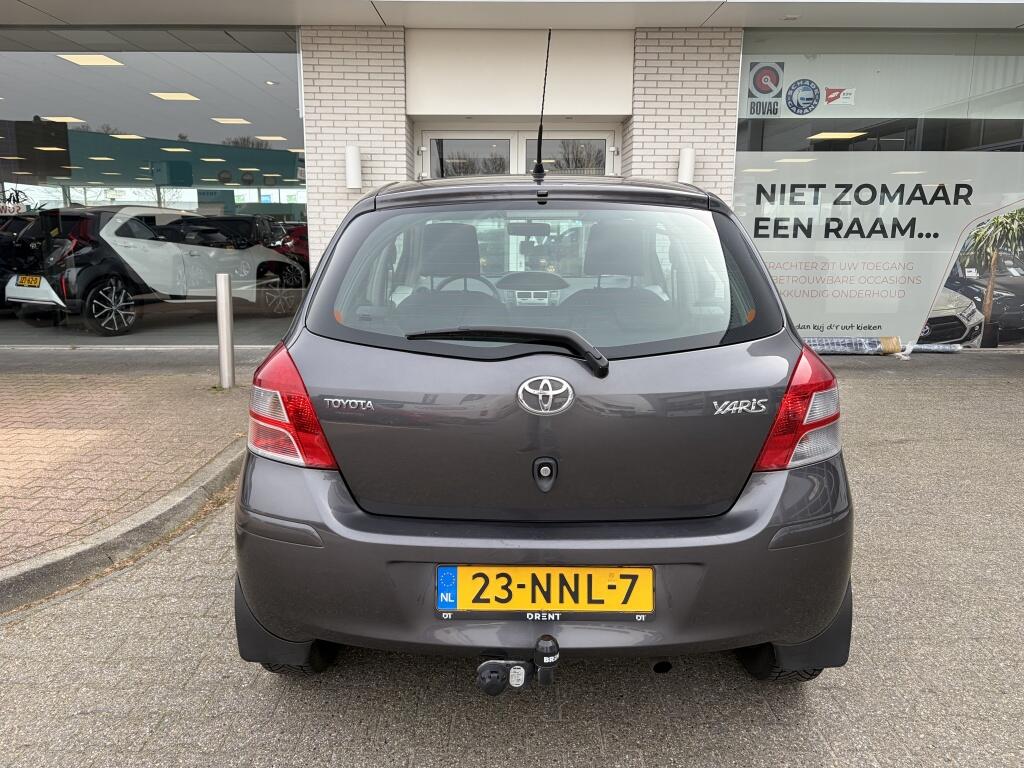Toyota Yaris 1.3 VVTi Comfort | Airco | All-season | Trekhaak | Radio | - Image 7