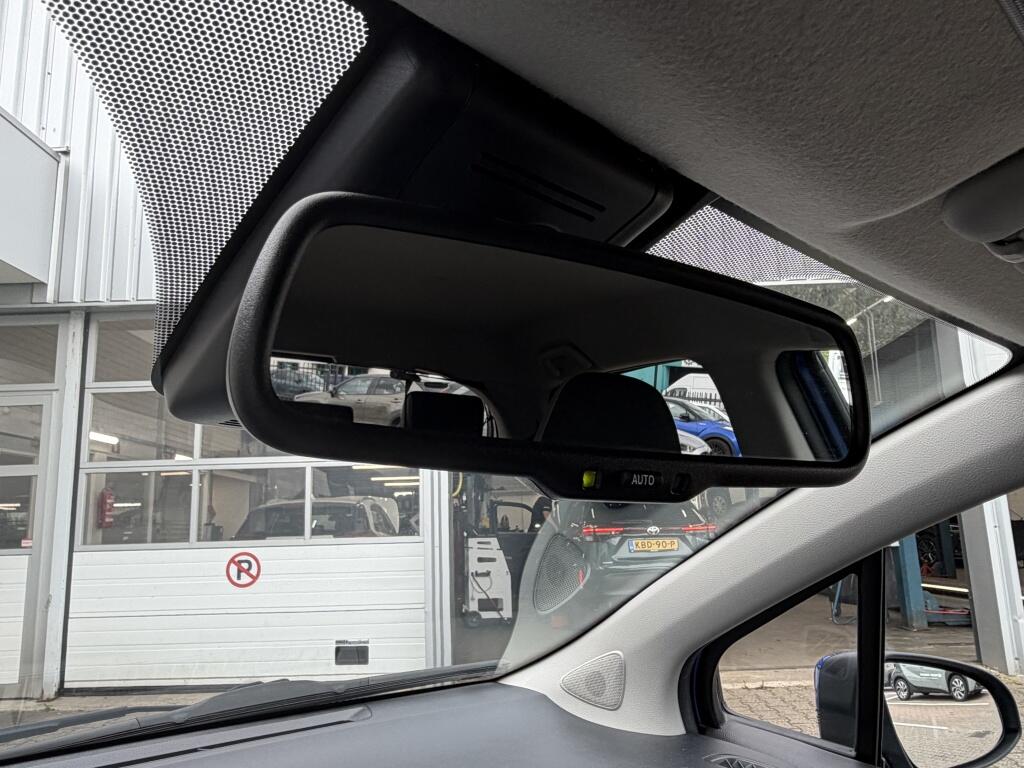 Toyota Yaris 1.5 Hybride Y20 | PCS | Keyless entry/start | Cruise | Navi | - Image 17