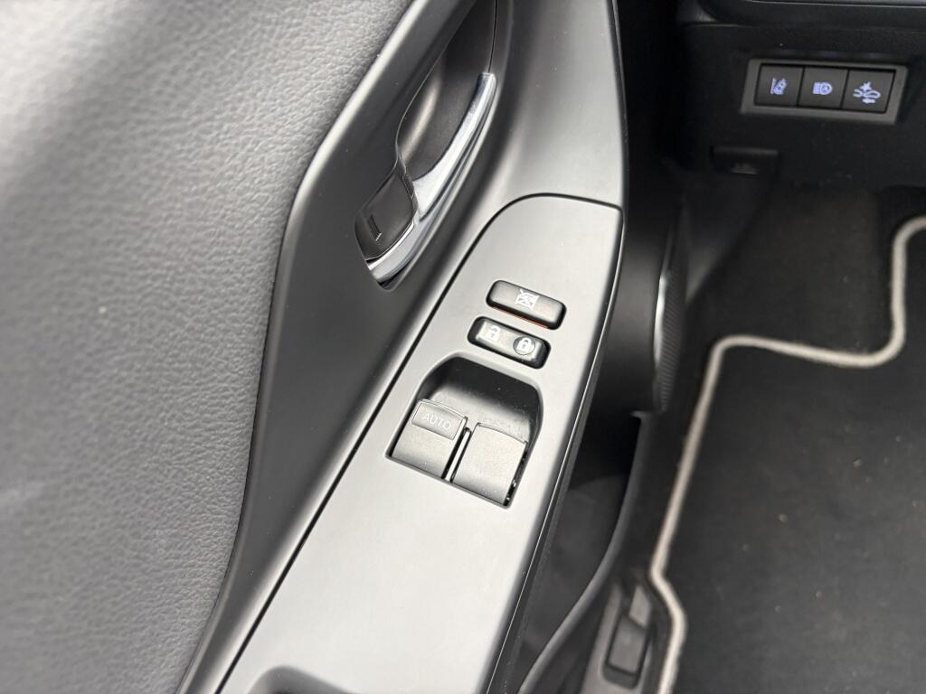Toyota Yaris 1.5 Hybride Y20 | PCS | Keyless entry/start | Cruise | Navi | - Image 26