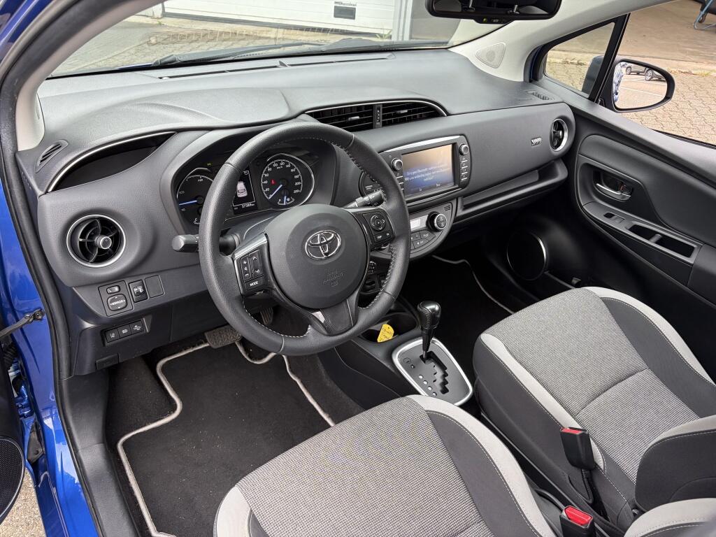 Toyota Yaris 1.5 Hybride Y20 | PCS | Keyless entry/start | Cruise | Navi | - Image 29