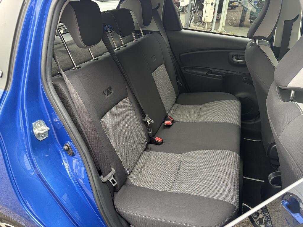 Toyota Yaris 1.5 Hybride Y20 | PCS | Keyless entry/start | Cruise | Navi | - Image 33
