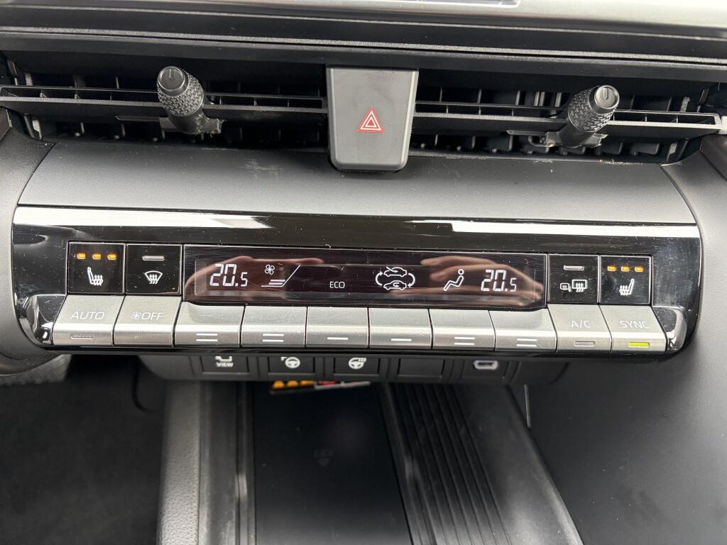 Toyota C-HR 2.0 PHEV 220 First Edition | Stuur/stoelverwarming | Sensoren V/ - Image 23