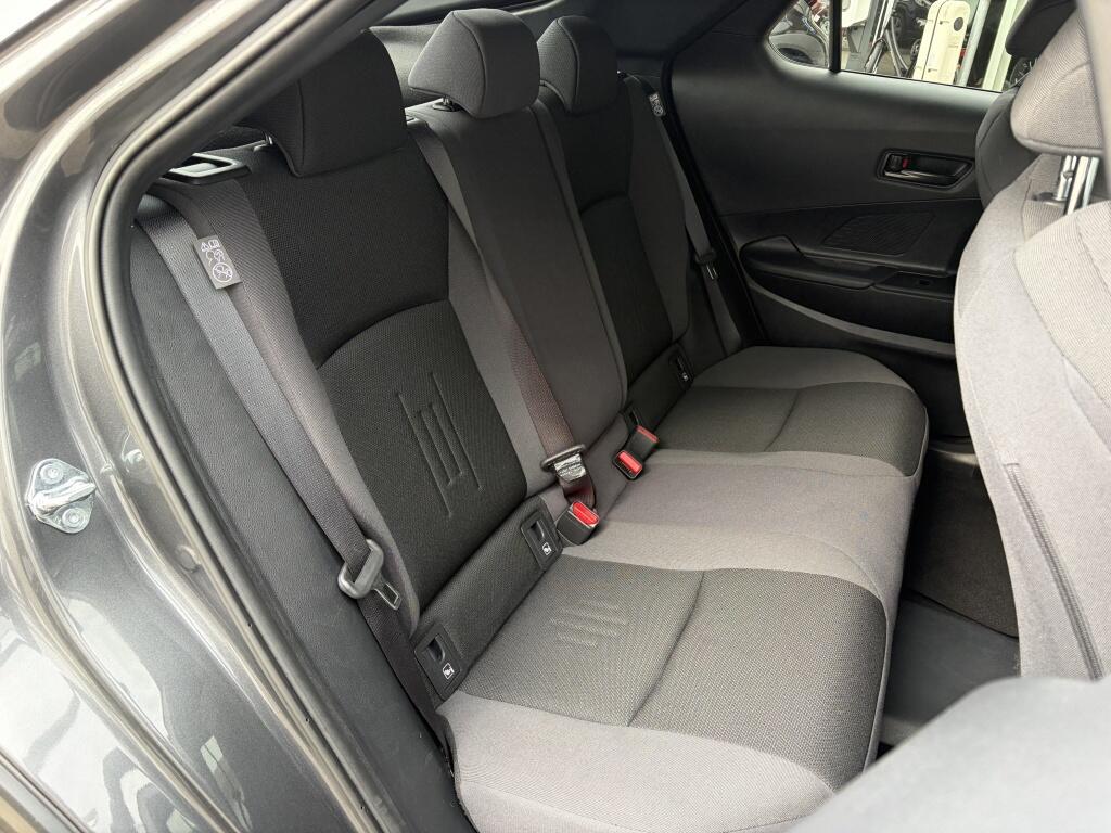 Toyota C-HR 2.0 PHEV 220 First Edition | Stuur/stoelverwarming | Sensoren V/ - Image 33