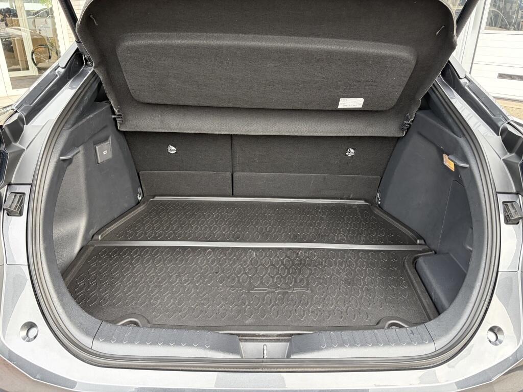 Toyota C-HR 2.0 PHEV 220 First Edition | Stuur/stoelverwarming | Sensoren V/ - Image 34